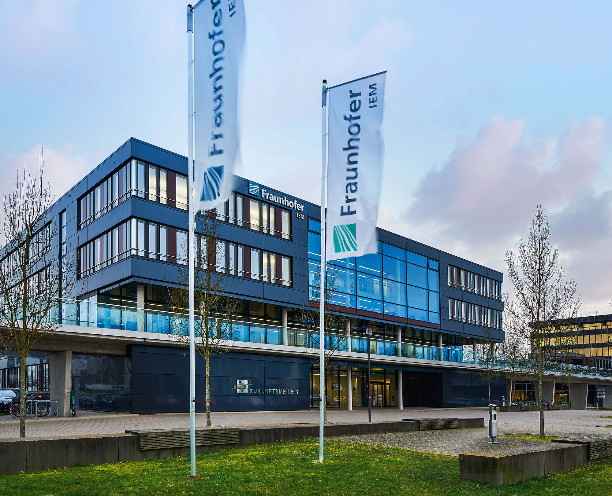 Fraunhofer Gebäude Kontakt